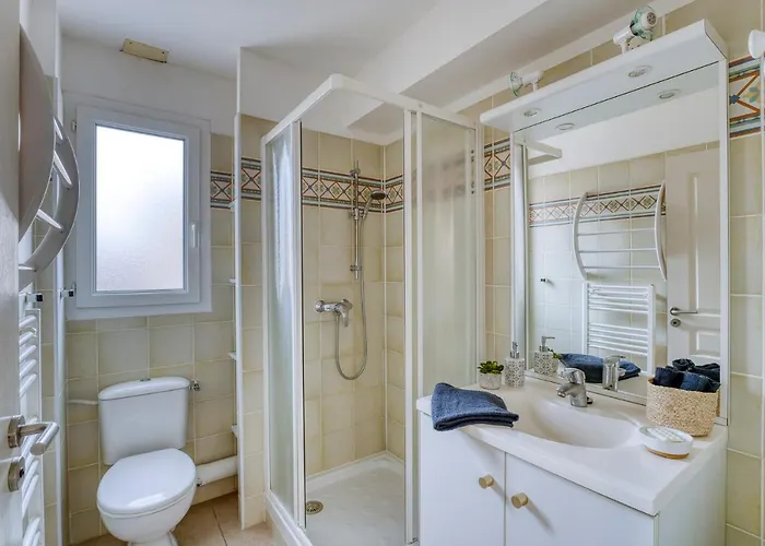 La Gabiniere מלון דירות 4*