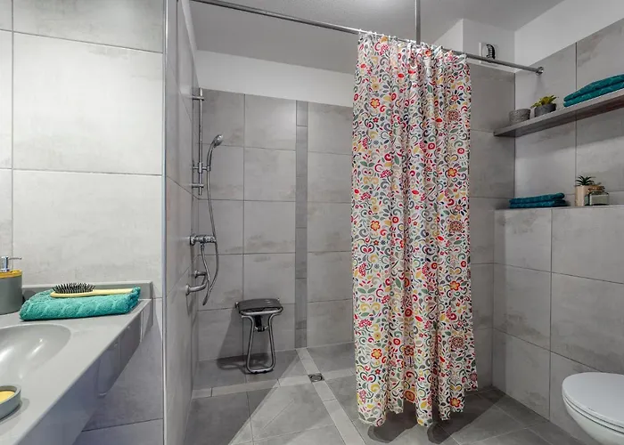 La Gabiniere 4* הייר